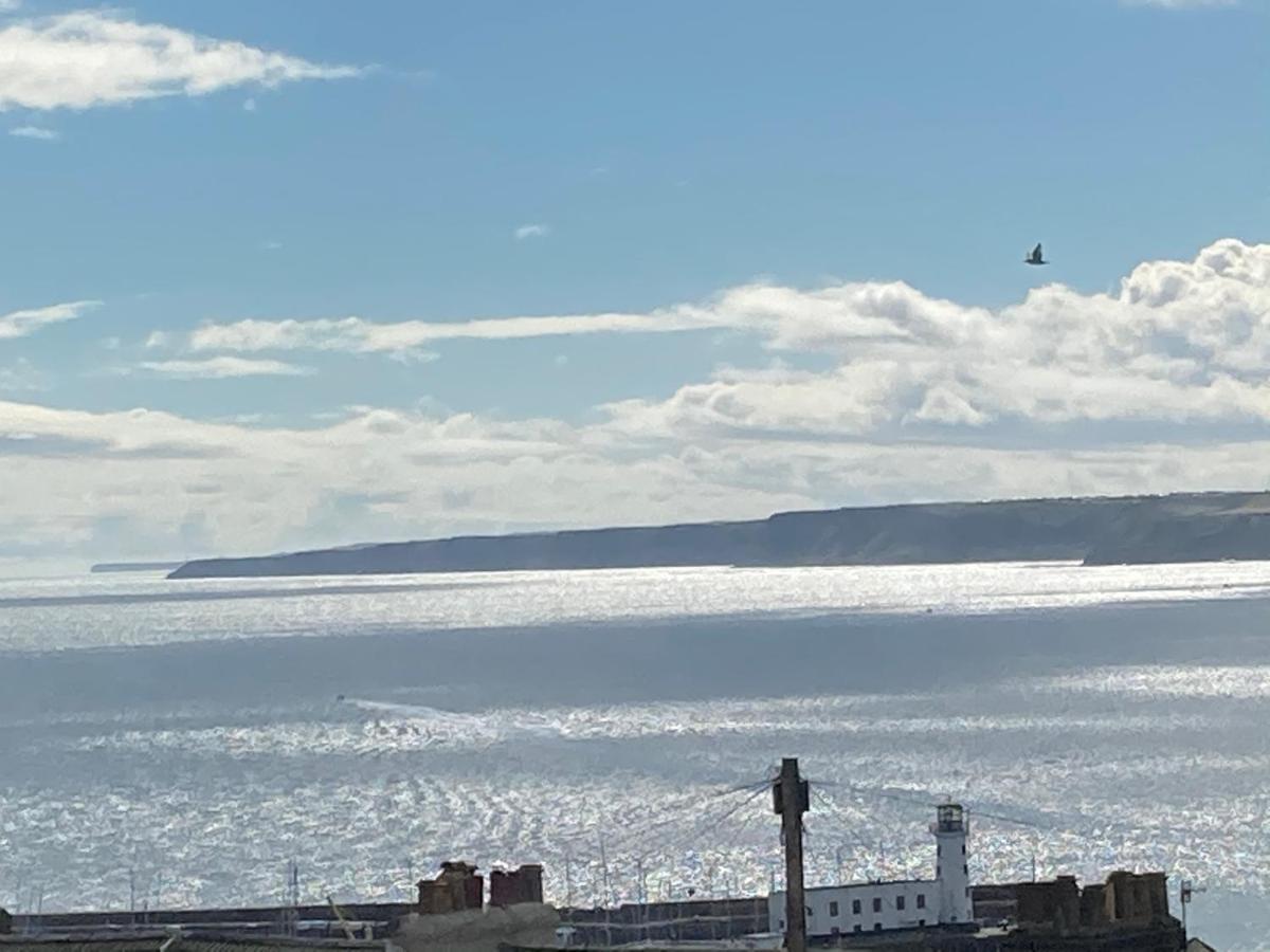 Seascape Scarborough Stunning Seaview Holiday Home Apartment Dış mekan fotoğraf